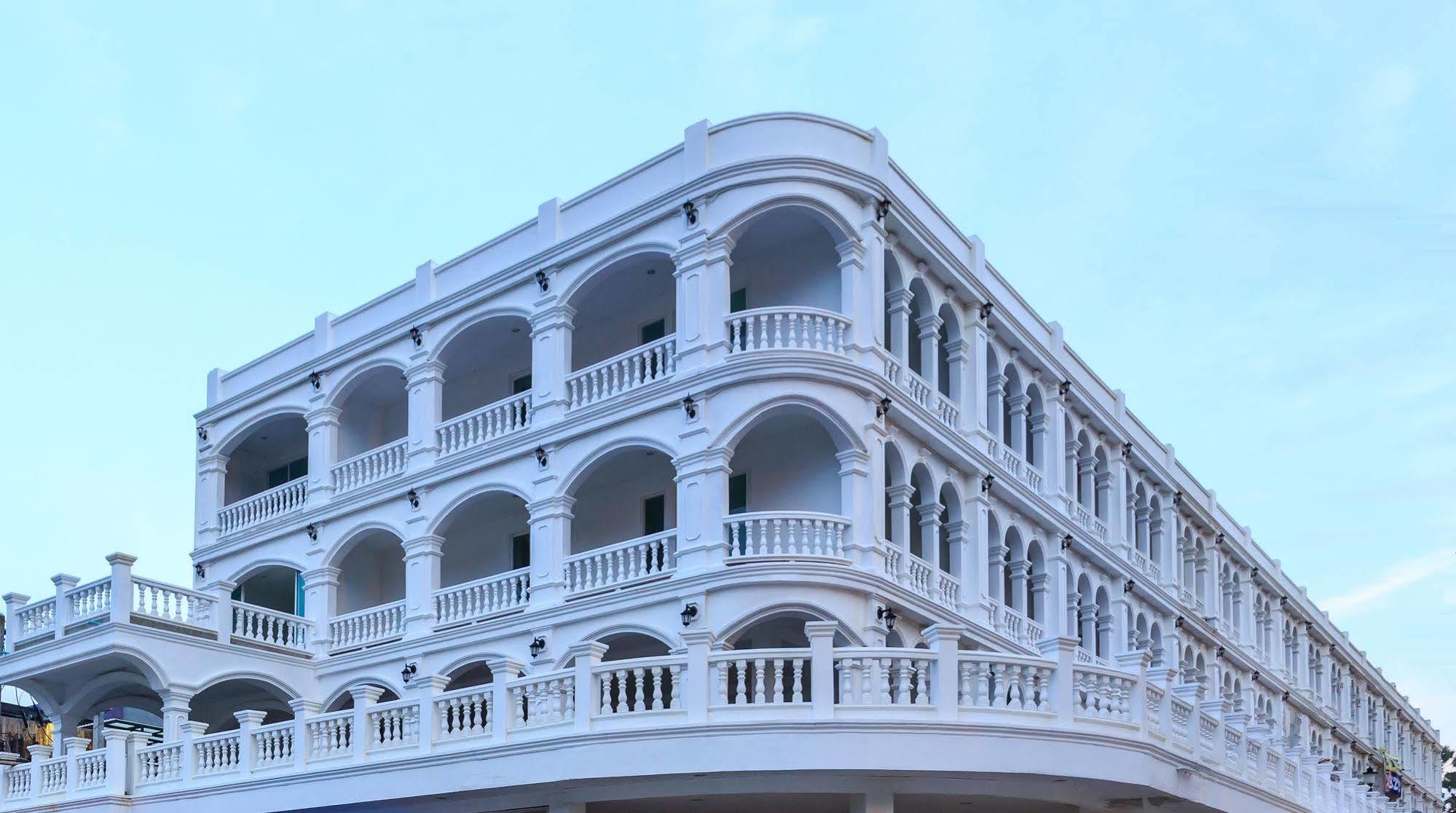 Patong Marina Hotel By Lofty المظهر الخارجي الصورة